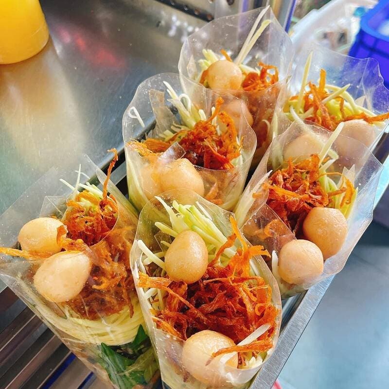 Bánh tráng trộn đảm bảo ăn là ghiền